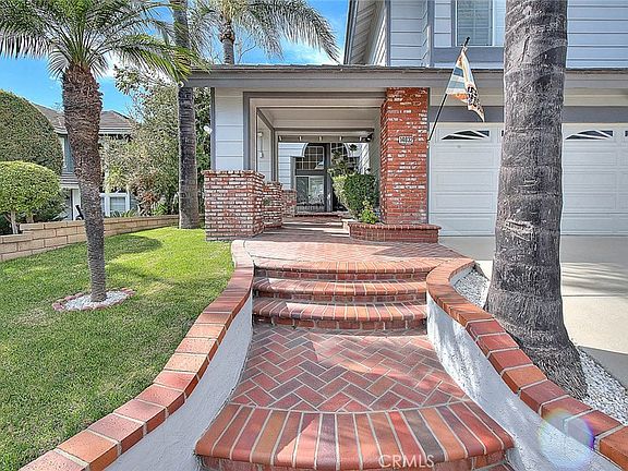 4th image of 14032 Birdsong Ln