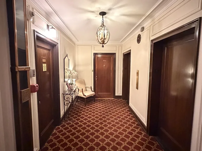 3900 Rose Hill Ave #905 — Photo 3