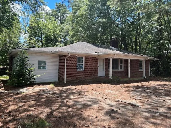 1806 Maple St, Carrollton, GA 30117