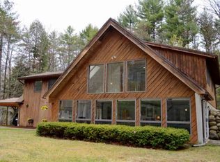 30 Hall Rd, Queensbury, NY 12804