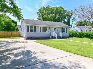 104 Hodges Manor Rd, Portsmouth, VA 23701