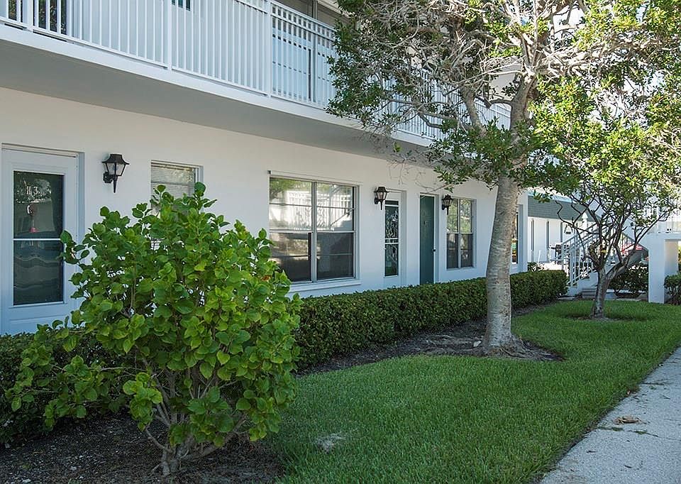 1st image of 2800 Indian River Blvd #2