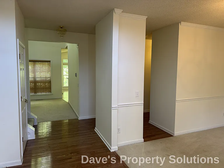 5265 Ivystone Ln — Photo 2