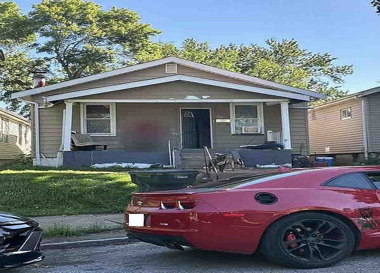 1st image of 3859 Neosho St