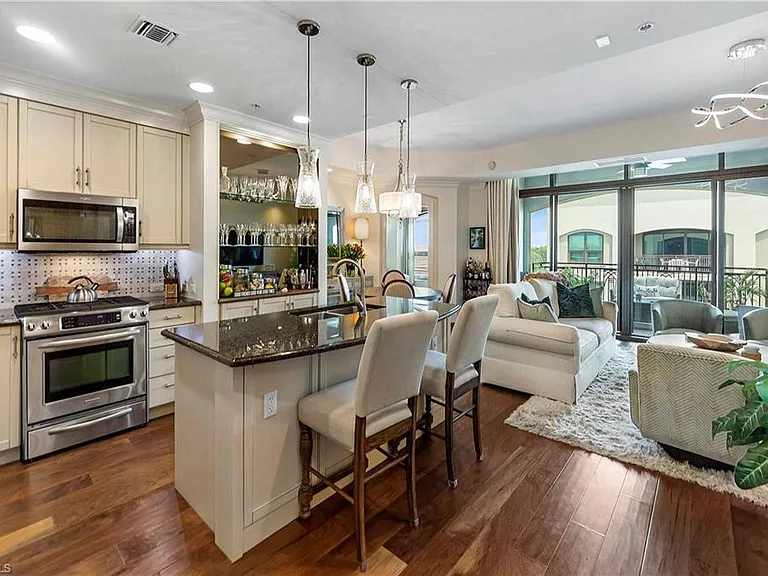 9115 Strada Pl #5501 — Photo 8