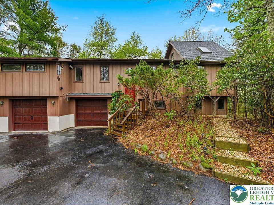 1st image of 131 Wilson Ct
