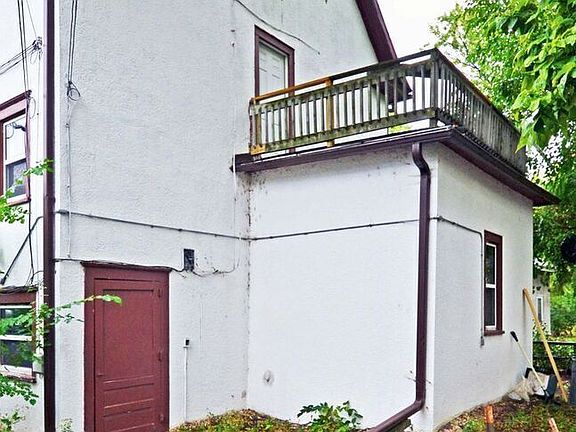 5th image of 511 5th Ave SE #1