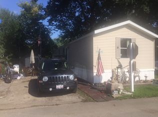 9 Maple St, Minooka, IL 60447