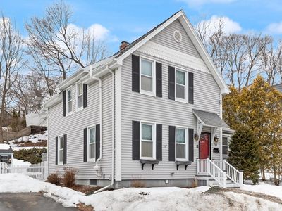 39 Cedar St, Wakefield, MA, 01880