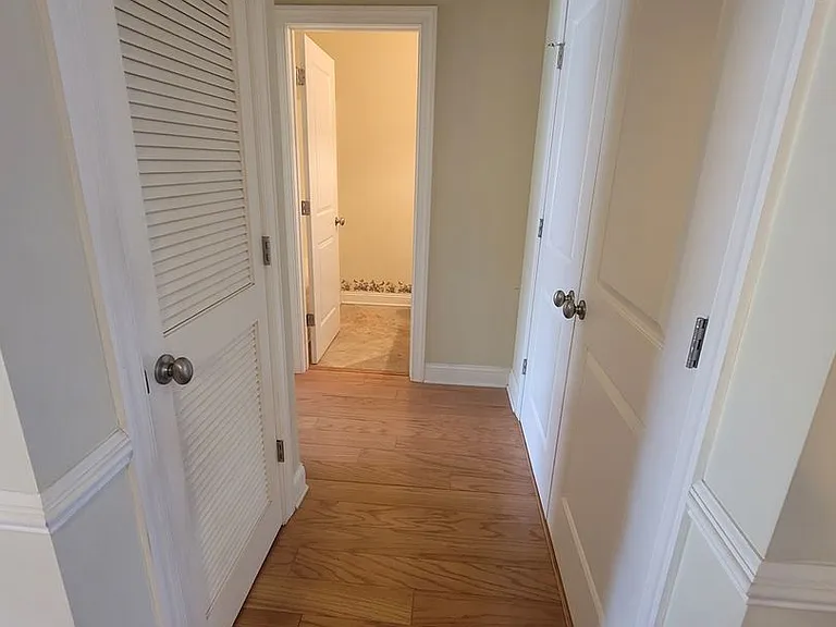 1131 Shellbank Ln — Photo 13