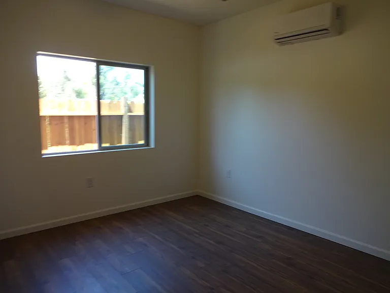 228 1/2 Dean Dr — Photo 21