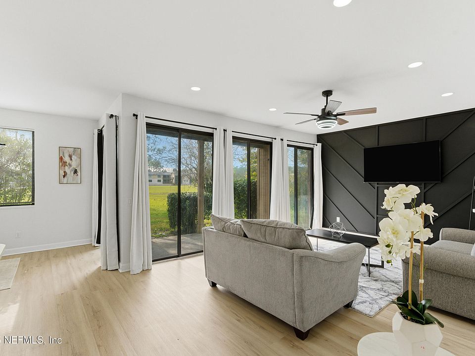 1st image of 7602 LAS PALMAS Way #181