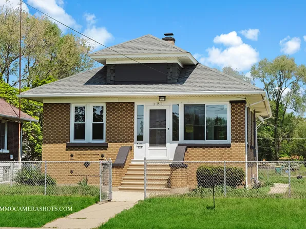121 Edward St, Joliet, IL 60436