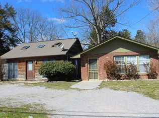 723/725 Main St, Maynardville, TN 37807
