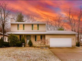 15844 Cotters Ln, Spring Lake, MI 49456