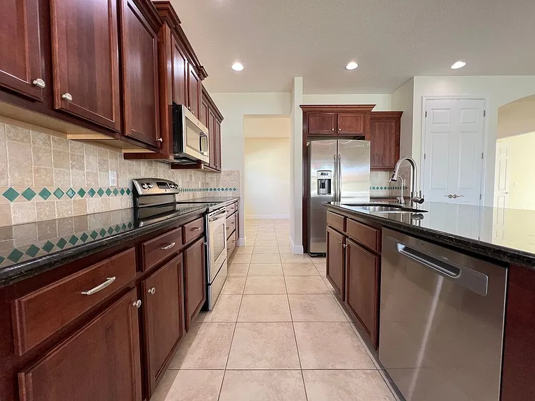 11948 SW Crestwood Cir — Photo 19
