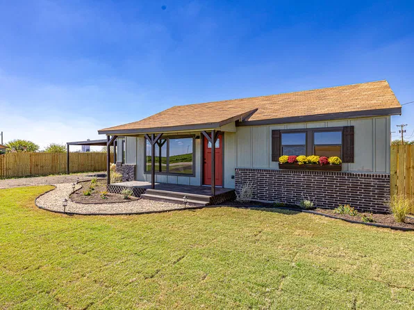 105 Spade Hwy, Anton, TX 79313