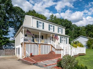 3 Vista Woods Rd, Stafford, VA 22556