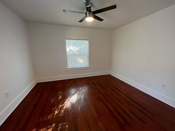 4th image of 2204-16 Julian Ave #2216