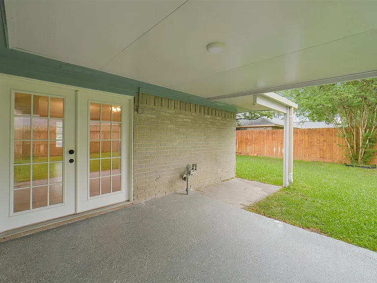 21211 Park Mount Dr — Photo 45