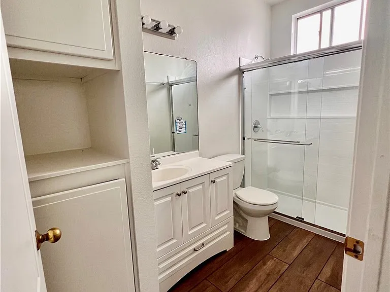 129 W Palmyra Ave — Photo 24