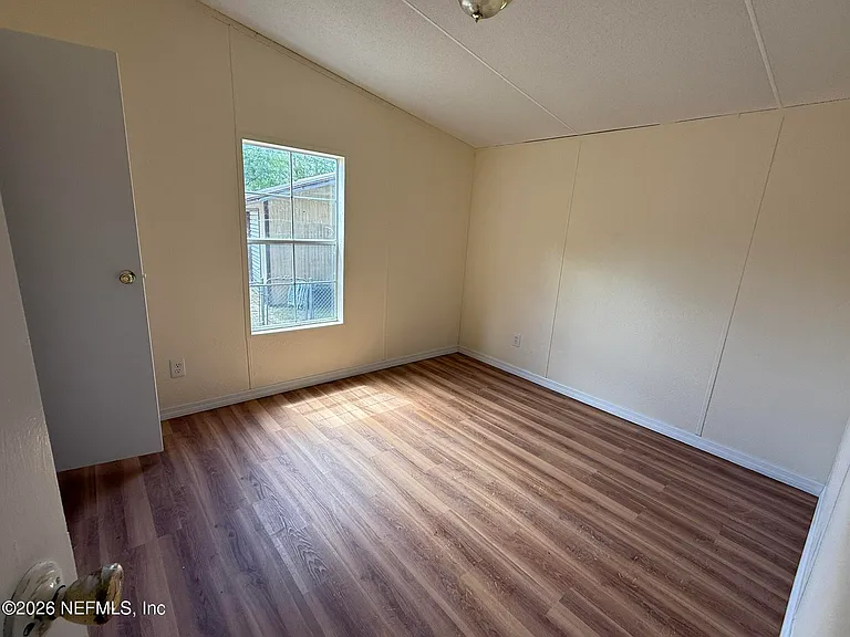 101 Nancy Dr — Photo 11