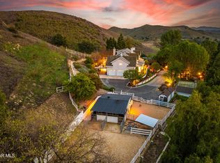 6144 1/4 Chesebro Rd, Agoura Hills, CA 91301