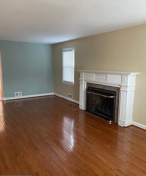4837 Queens Chapel Ter NE — Photo 3