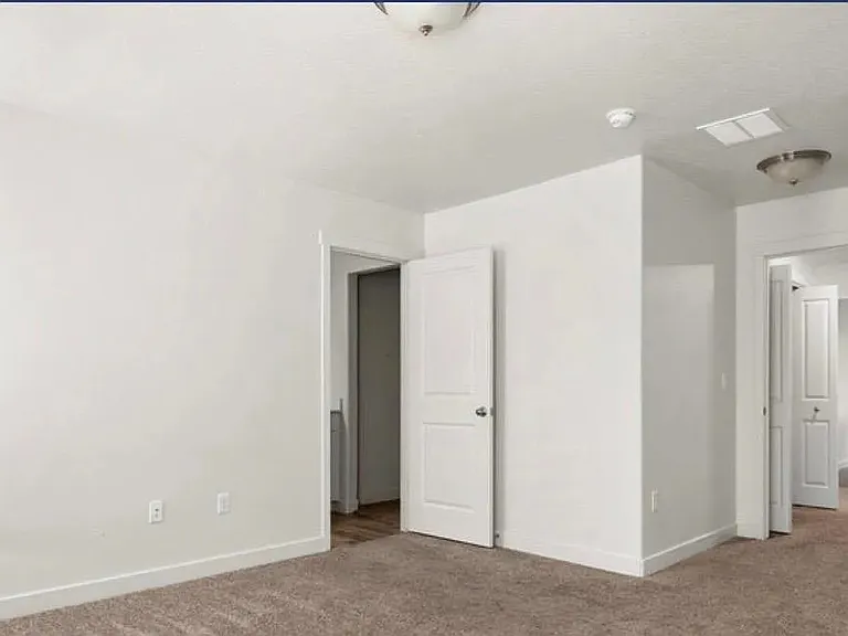 1456 S 615 W — Photo 13