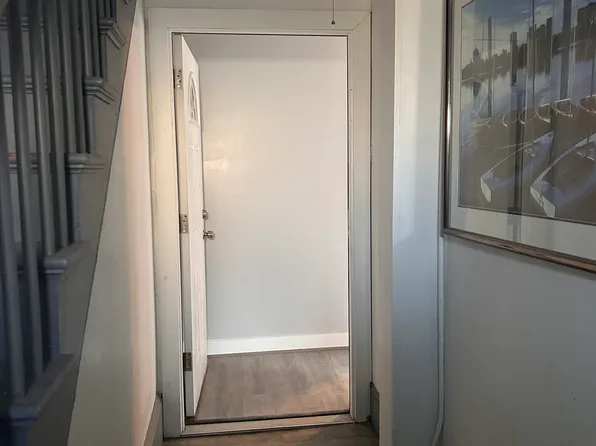 (undisclosed Address), Lawrence, MA 01841