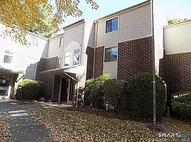1 bed, 604 sqft, $1,700 — Photo 2