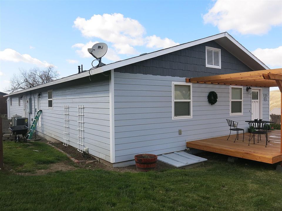 2nd image of 125 Sage Hill Dr