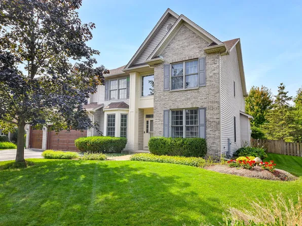 275 Stafney Dr, Batavia, IL 60510