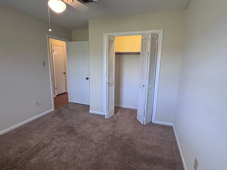 1115 Briar Creek Rd — Photo 54
