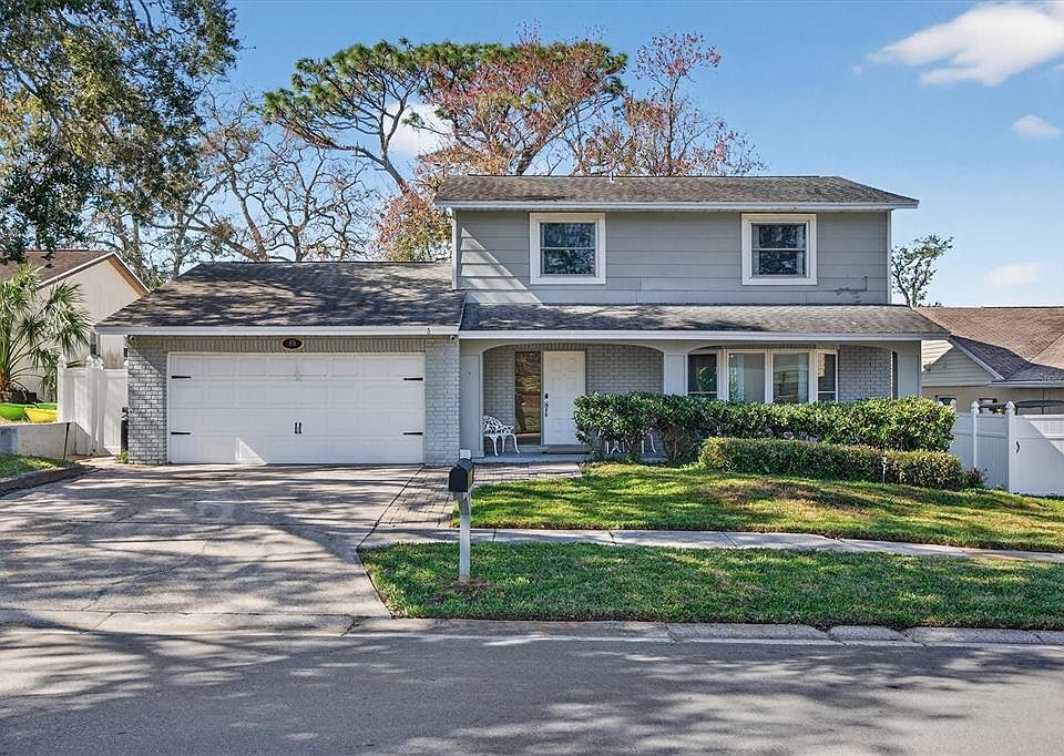 1st image of 88 Harbor Oaks Cir