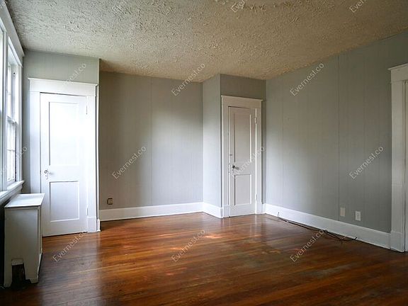 5th image of 3212 Lamb Ave APT A