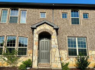 3453 Solana Cir, Denton, TX 76207