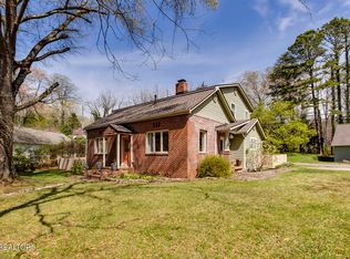123 Orchard Rd, Norris, TN 37828