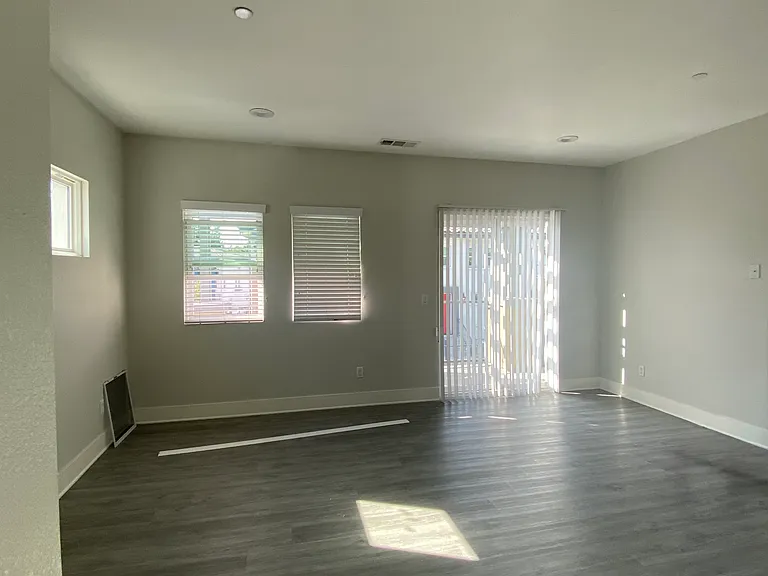 8 Sahalee Way — Photo 9