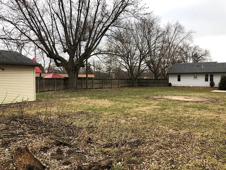 416 W Wenger Rd — Photo 28