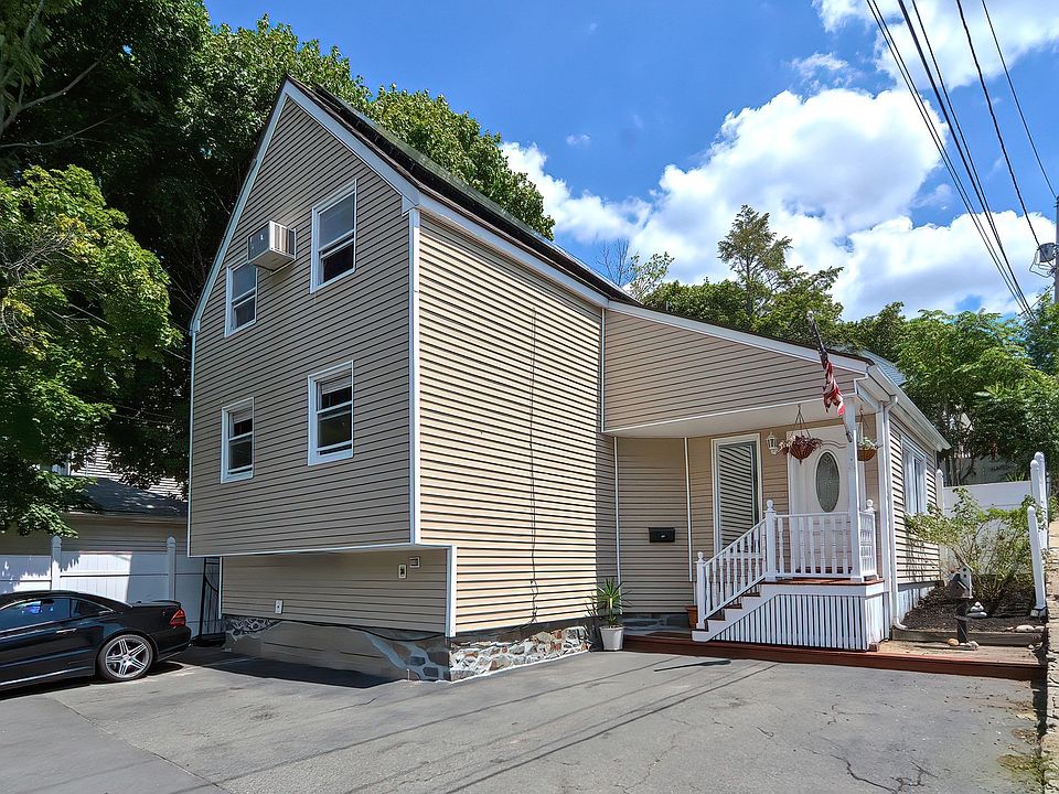 1st image of 15 Bower St S