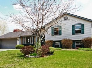 8312 N 97th St, Milwaukee, WI 53224