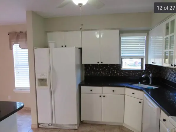 174 Wyndham Pl, Robbinsville, NJ 08691
