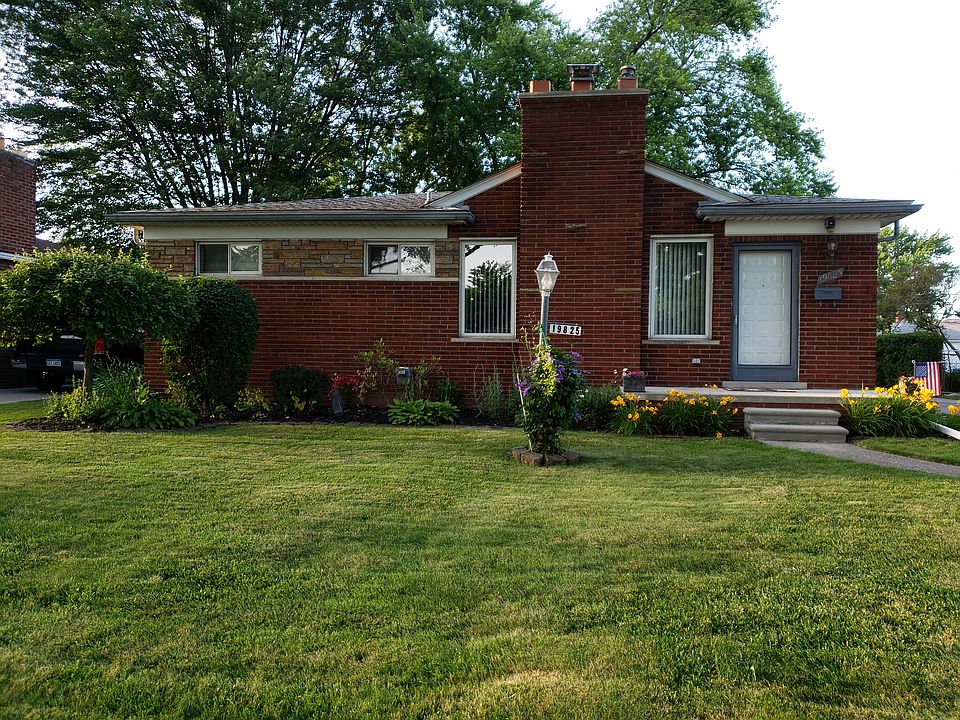 1st image of 19825 Mauer St