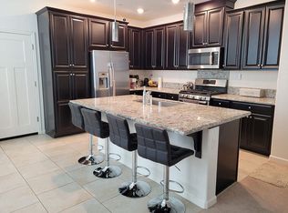 1028 Essington Ln, Roseville, CA 95747