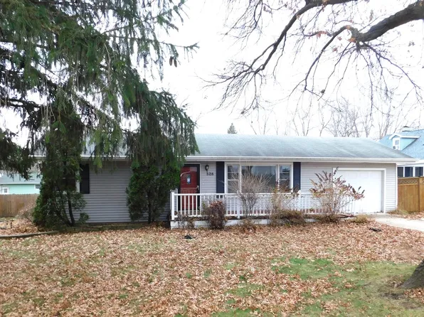 328 Farview Dr, North Aurora, IL 60542
