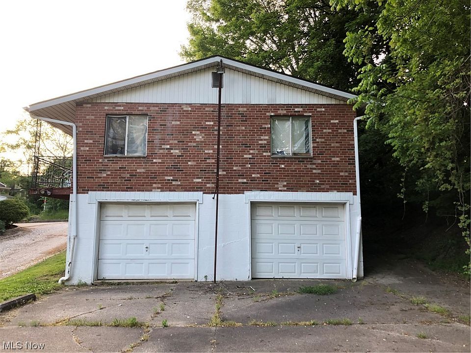 705 Wooster Rd N, Barberton, OH 44203 Zillow