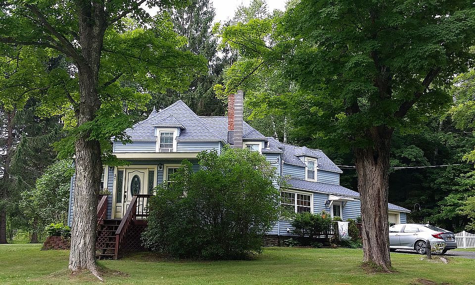 1st image of 51 Lake St