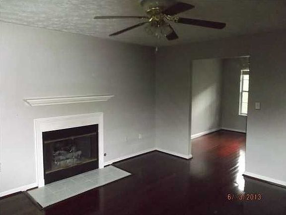 4th image of 4514 Kinlock Ln