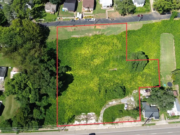 1040 Lynn Garden Dr, Kingsport, TN 37665